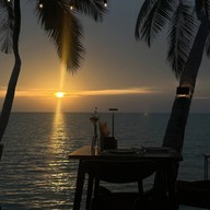 Sea la Vie Beach Bar and Bistro