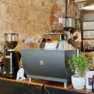 Lyn’s The Shanghai Cafe'