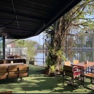 กล้วยน้ำว้า สะพานหิน