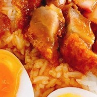 ปิงข้าวหมูแดงหมูกรอบ ถนนพุทธบูชา