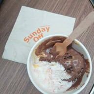 Sunday Off Ice Cream Bar Sathorn