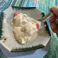 เมนูของร้าน ไอศกรีมไทย-ไท