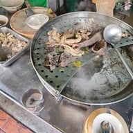 ต้มเนื้อ /เครื่องในวัว (หม่อง ราชบพิธ)