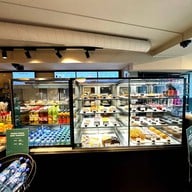 บรรยากาศ Starbucks Luzern kapellbrücke