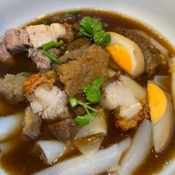 ก๋วยจั๊บเฮียตั่วเท๊า (เจ้าเก่าเยาวราช)