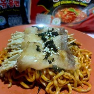 โกกิโอ มาม่าเผ็ดเกาหลี