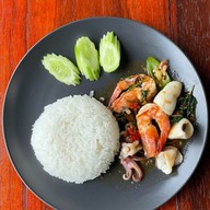 ฆเณสวน คาเฟ่ มหาราช