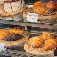 เมนูของร้าน J'coffee เลียบด่วนเอกมัย-รามอินทรา (ก่อนถึงซ.นวลจันทร์)