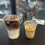 1:2 coffee (1:2 คอฟฟี่) MBK มาบุญครอง