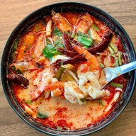 ฆเณสวน คาเฟ่ มหาราช