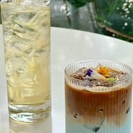 Sarin Cafe & River Terrace