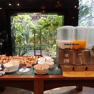 บรรยากาศ Prince Café Prince Palace Hotel