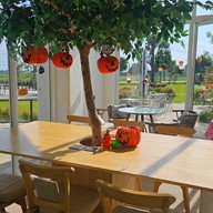 Carina bakery & cafe