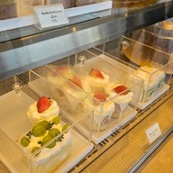 Carina bakery & cafe