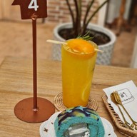 บ้านแยมโรล