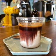 เมนูของร้าน The Shelter Coffee