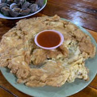 เมนูของร้าน ยกเลซีฟู้ด ใกล้วัดเจดีย์ไอ้ไข่