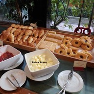 บรรยากาศ Prince Café Prince Palace Hotel