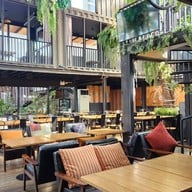 บรรยากาศ @1700 Terrace Bar & Restaurant โยธินพัฒนา 3