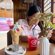 Guzzu Cafe And Bistro