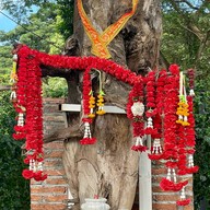 ฆเณสวน คาเฟ่ มหาราช