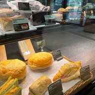 Starbucks เซ็นทรัลพลาซ่า ชลบุรี