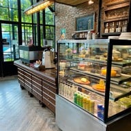 เขียวไข่กา ลาดพร้าว