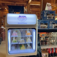 Guzzu Cafe And Bistro