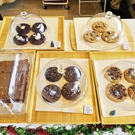 Sun-kissed Bakeshop Block 28x