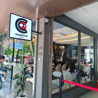 หน้าร้าน Collector Cafe’
