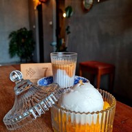 Islandish เกาะสีชัง