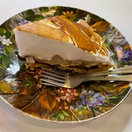 A Pink Rabbit + Bob ทรงวาด (อีกา)