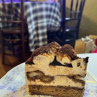 A Pink Rabbit + Bob ทรงวาด (อีกา)