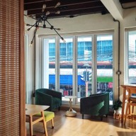 บรรยากาศ Curve Coffee & Bar