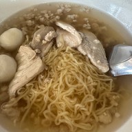 ครัวถั่วแระ ก๋วยเตี๋ยวต้มยำ ข้าวหมูแดง ข้าวหมูกรอบ กาแฟสด เลี่ยงเมืองนนทบุรี สนามบินน้ำ