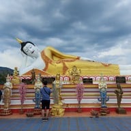 บรรยากาศ วัดพระธาตุดอยคำ (วัดสุวรรณบรรพต)