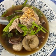 เกาเหลาเนื้อวัวไร้เทียมทานราชวัตร