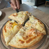 The Melon Cafe' Lopburi
