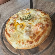 The Melon Cafe' Lopburi