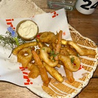 KIRI burger & grill kata