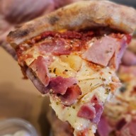 Dough Bros - Sourdough Pizza & Doughnuts Gaysorn Amarin