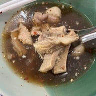 เกาเหลาเนื้อวัวไร้เทียมทานราชวัตร