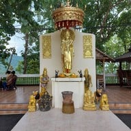บรรยากาศ วัดพระธาตุดอยคำ (วัดสุวรรณบรรพต)