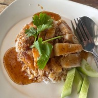 ครัวถั่วแระ ก๋วยเตี๋ยวต้มยำ ข้าวหมูแดง ข้าวหมูกรอบ กาแฟสด เลี่ยงเมืองนนทบุรี สนามบินน้ำ
