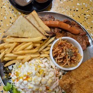 EAT STEAK บางแสน บางแสน