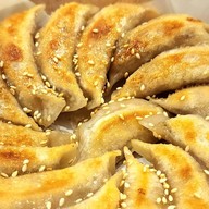 เกี๊ยวซ่าโฮมเมด