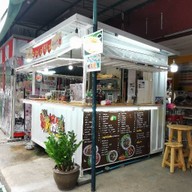 ยำวุ้นเส้น สูตร น้ำตาลเคี่ยว  by คนตื่นยำ (หอพักทรงพิเชษฐ์) ประตูเชียงราก 1