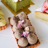 Cake by Ayaka