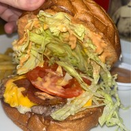 เมนูของร้าน Smash burger บางรัก