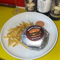 เมนูของร้าน Smash burger บางรัก